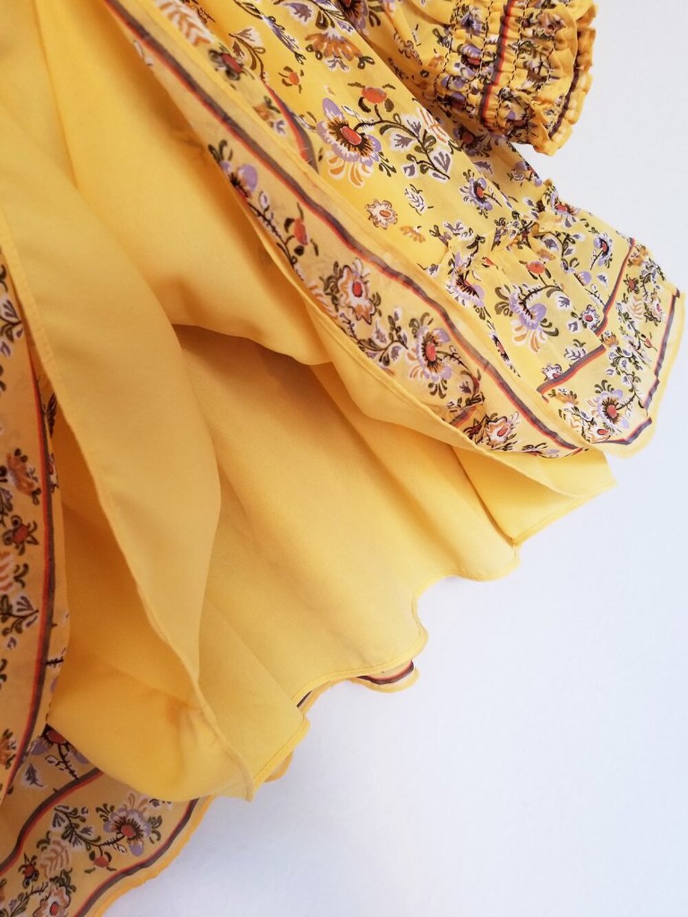 Max Studio Yellow Floral Smocked Waist V-Neck Mini Dress Long Sleeve Size L - Picture 12 of 14